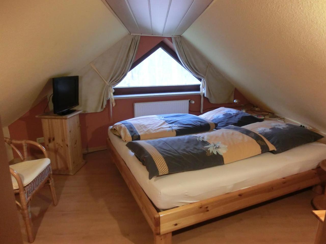 Ullas Gaestehaus Мунстер им Хайдекрайс Екстериор снимка